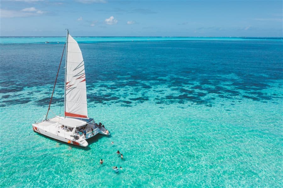 catamaran-Dll7qJvC
